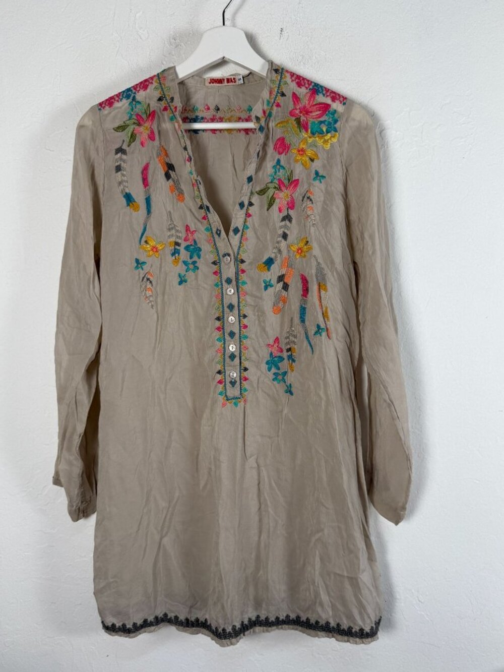 Johnny Was Womens Beige Floral Feather Embroidered Henley Tunic Top Blouse Small